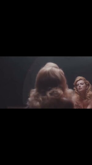 Bella Thorne leaked photo #393