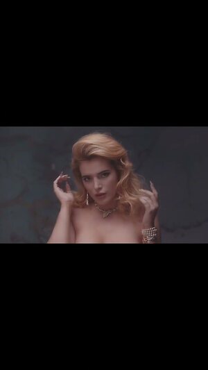 Bella Thorne leaked photo #418