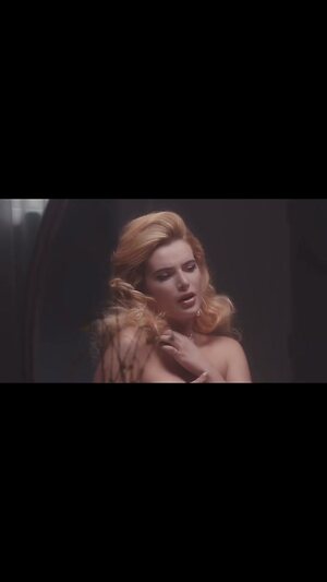 Bella Thorne leaked photo #424