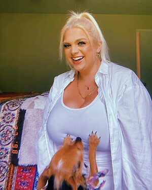 Bella-Very leaked photo #11