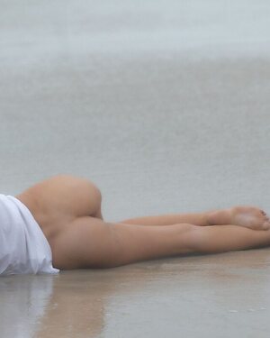 Bella White leaked photo #55
