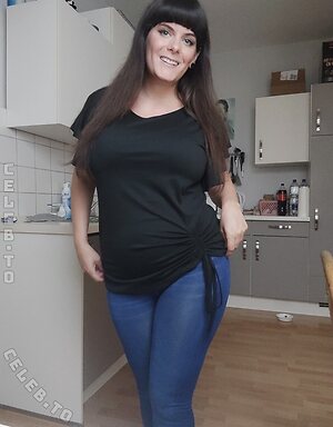 Bellabigboobz