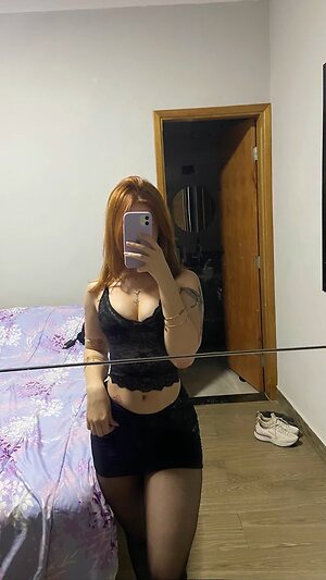 bellassq_ leaked photo #4
