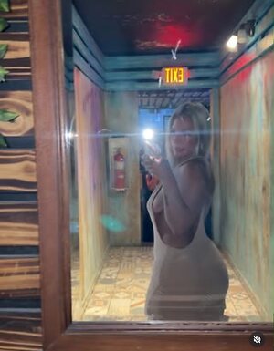 bella.thiccc leaked photo #8