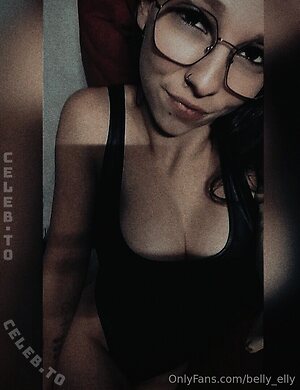 Belly Elly Nude Leaked Photo #9