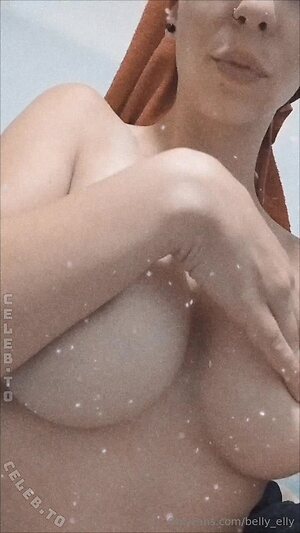 Belly Elly Nude Leaked Photo #32