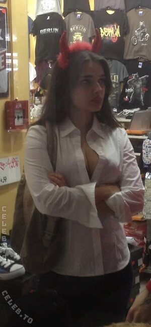 Benita Banu Nude Leaked Photo #9