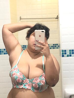Benyapa.q Nude Leaked Photo #23