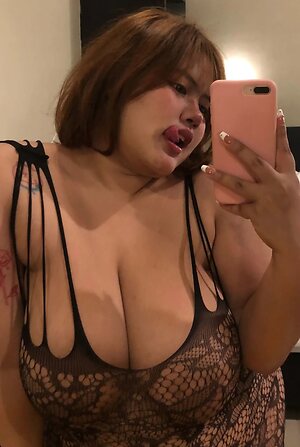 Benyapa.q Nude Leaked Photo #42