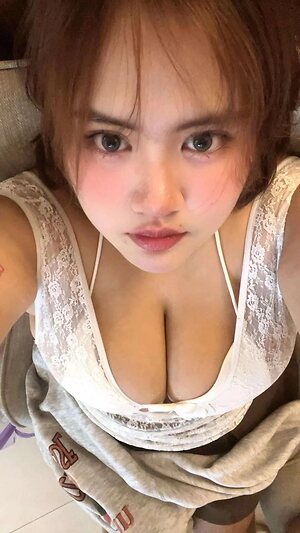 Benyapa.q Nude Leaked Photo #90