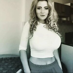 Berina leaked photo #38
