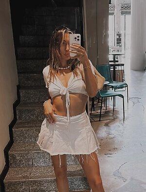 Berna Canbeldek leaked photo #91
