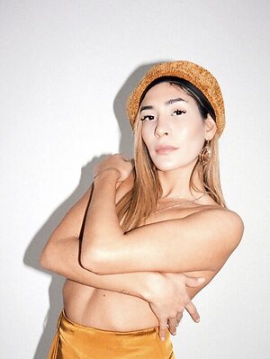 Berna Canbeldek leaked photo #113