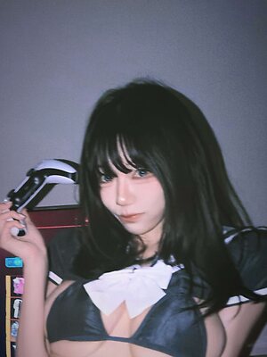 Berry leaked photo #129