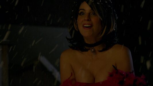 Beth Dover leaked photo #8