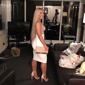 Beth Tucker leaked photo #17