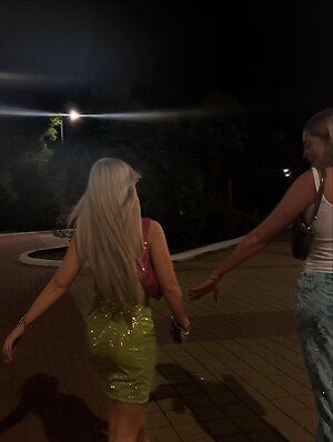 Beth Tucker leaked photo #46
