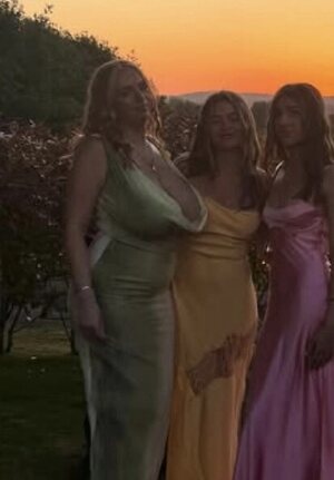 Beth leaked photo #25