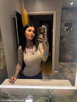 Bethany Moore photo