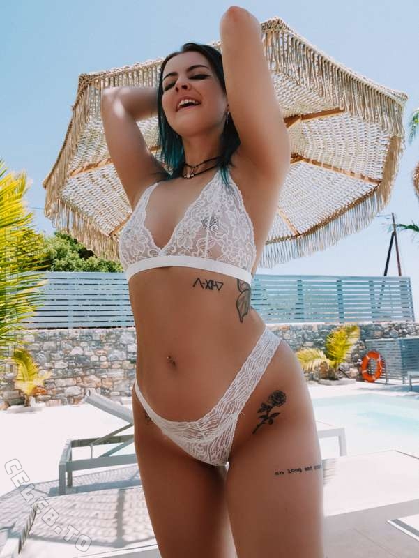 Bethany Smile photo