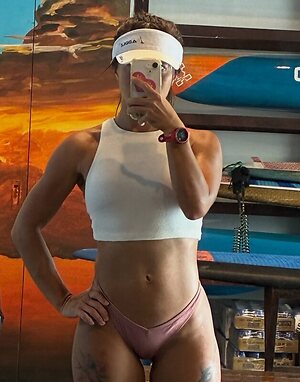 Bette Yiwen leaked photo #30
