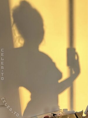 Bettielaine Nude Leaked Photo #18