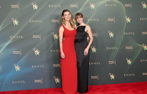Betty Gilpin leaked photo #4