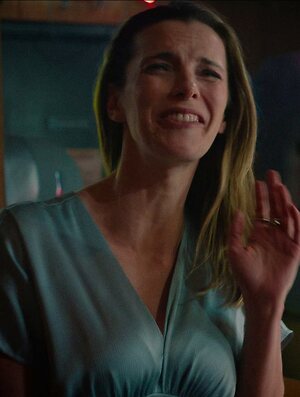 Betty Gilpin leaked photo #30