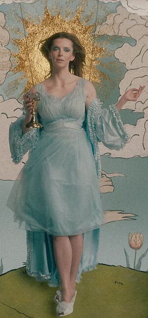 Betty Gilpin leaked photo #32