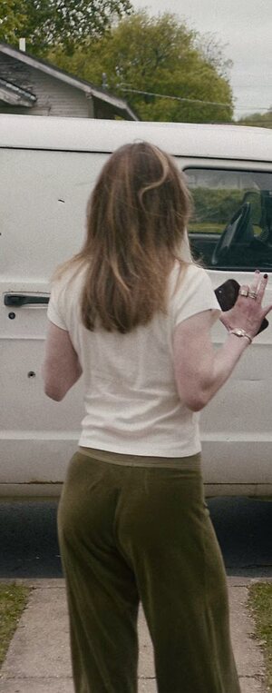 Betty Gilpin