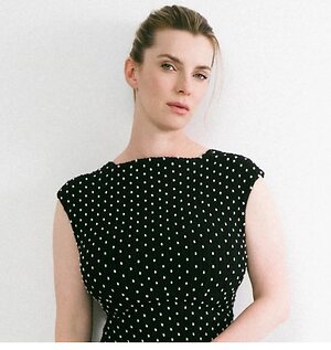 Betty Gilpin