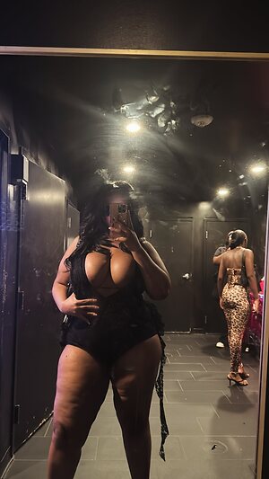 BeyondBeautiful leaked photos