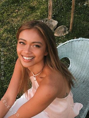 Bianca Bustamante Nude Leaked Photo #81