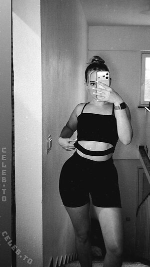 bienmichelle leaked photo #46