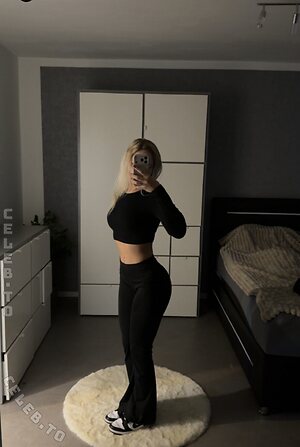 bienmichelle leaked photo #53