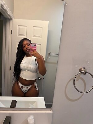 bigbootykyy leaked photo #4