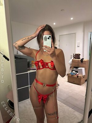 Bigbootyroxanne Nude Leaked Photo #6