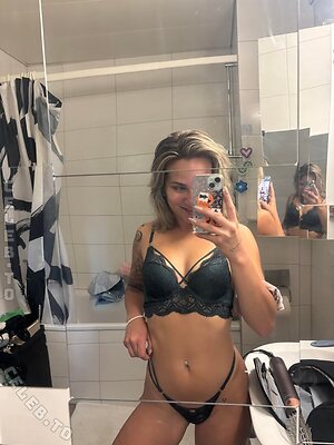 Bigbootyroxanne Nude Leaked Photo #18