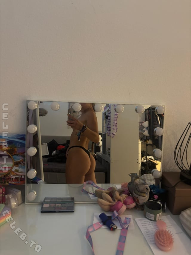 Bigbootyroxanne photo