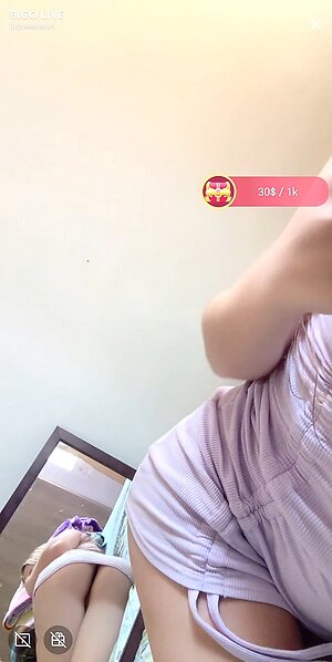 Bigo Live Slips leaked photo #2