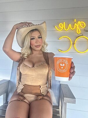 Bikini Beans Coffee Girls leaked photo #32
