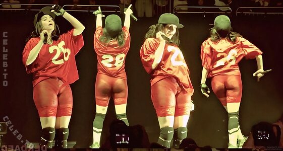 Billie Eilish Nude Leaked Photo #2