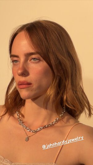Billie Eilish leaked photo #86