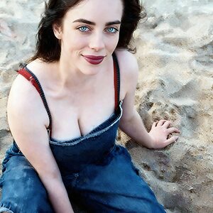Billie Eilish leaked photo #107