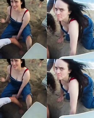 Billie Eilish leaked photo #119