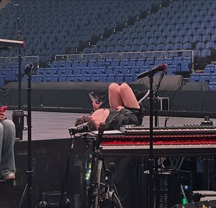 Billie Eilish leaked photo #123