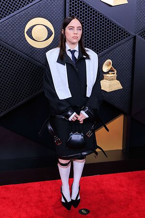Billie Eilish leaked photo #185