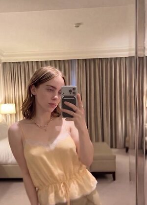 Billie Eilish leaked photo #214