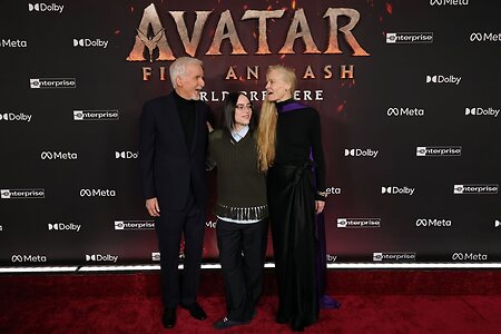 Billie Eilish leaked photo #229