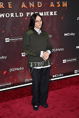 Billie Eilish leaked photo #232